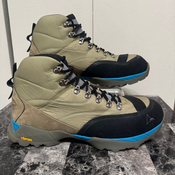ROA Vibram Andreas Strap Boot In Camel Size Eu 45
